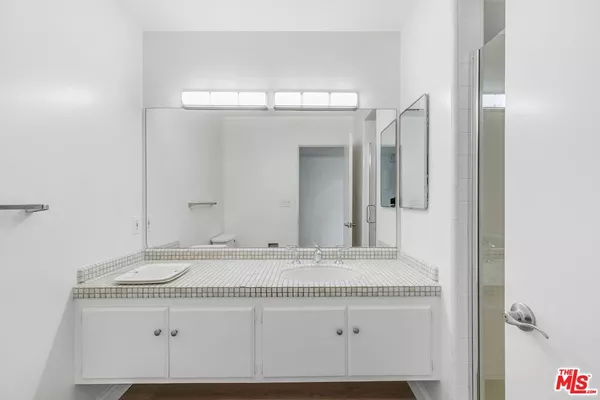 2 bedrooms apartment for rent in Brentwood - Westside / South Bay, Los Angeles