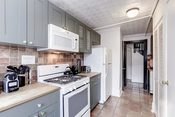 Coliving in Navy Yard - SE DC, Washington DC