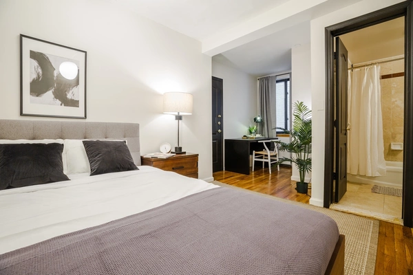 Coliving in Alphabet City - Manhattan, New York