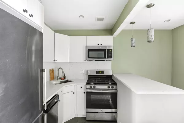 Coliving in East Village - Manhattan, New York