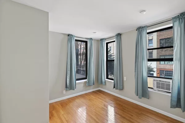 Coliving in Alphabet City - Manhattan, New York