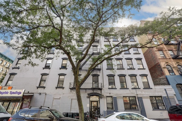 Coliving in Alphabet City - Manhattan, New York