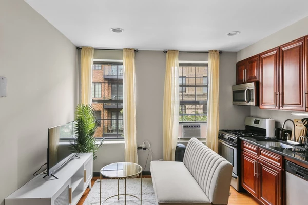 Coliving in Alphabet City - Manhattan, New York