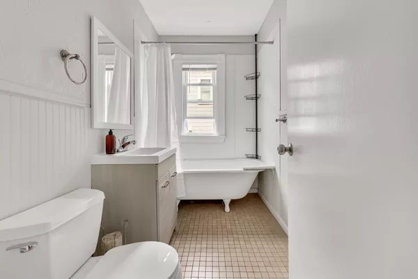 Coliving in Spring Hill - Somerville, Boston