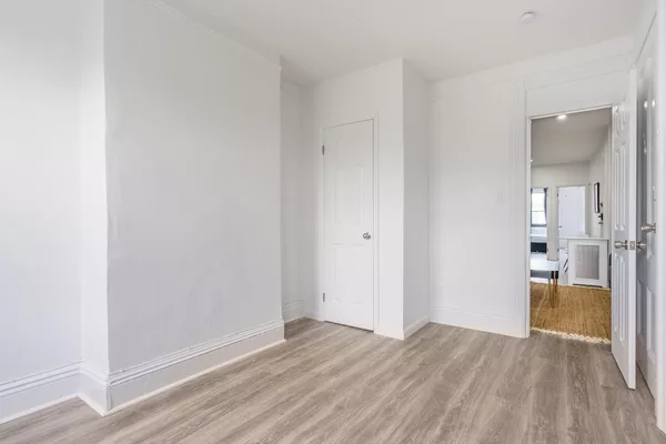 Coliving in Ditmas / Steinway - Queens, New York