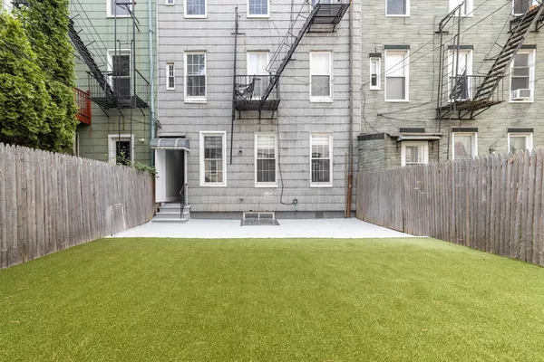 Coliving in Greenpoint - Brooklyn, New York