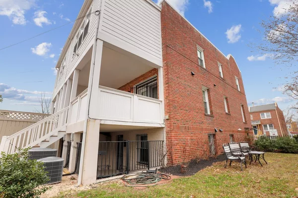 Coliving in Hill East - SE DC, Washington DC