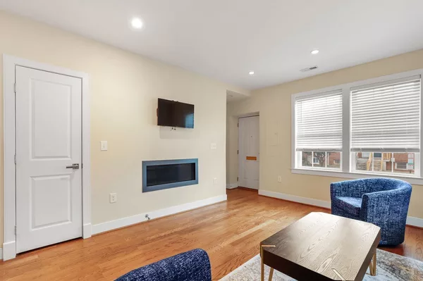Coliving in Hill East - SE DC, Washington DC