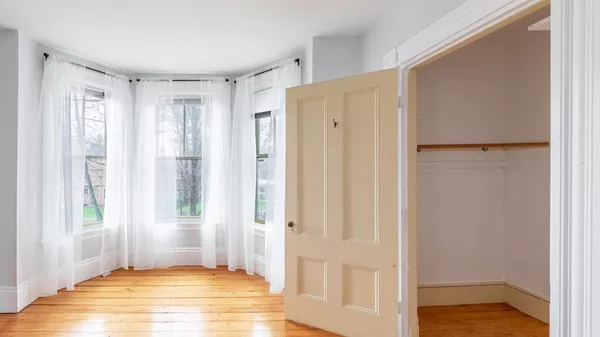 Coliving in Newton - Metro Area, Boston