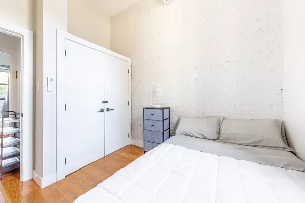 Coliving in Ridgewood - Queens, New York