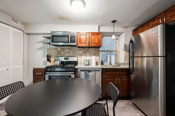 Coliving in Logan Square - North Side, Chicago