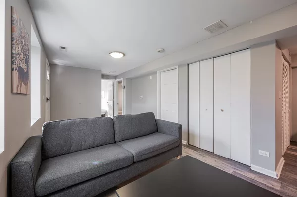 Coliving in Logan Square - North Side, Chicago