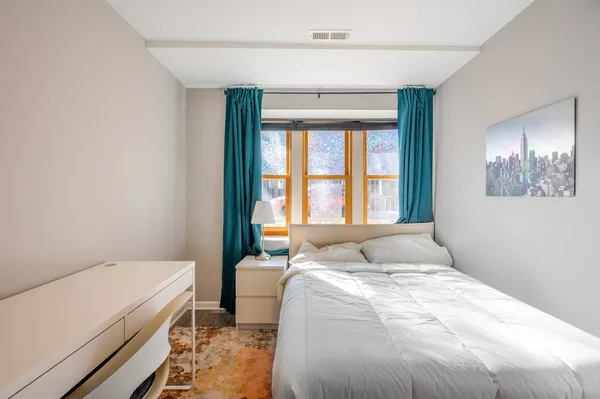 Coliving in Logan Square - North Side, Chicago