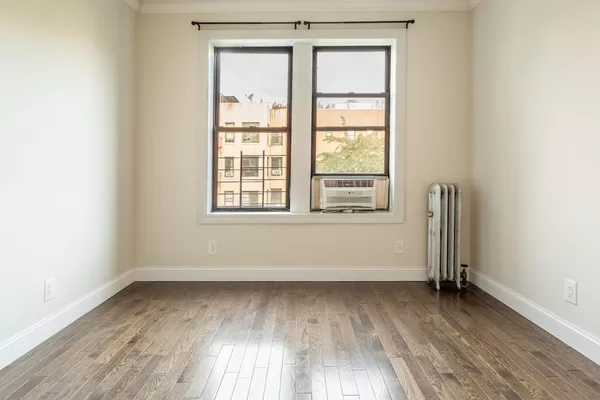 Coliving in Ditmas / Steinway - Queens, New York