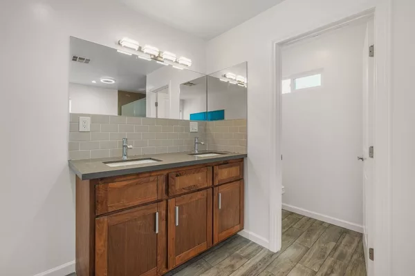 Coliving in Northeast Los Angeles - Central Los Angeles, Los Angeles