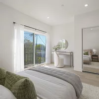 Coliving in Valley Village - San Fernando Valley, Los Angeles