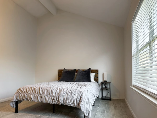 Coliving in The Woodlands - Nw Houston, Houston