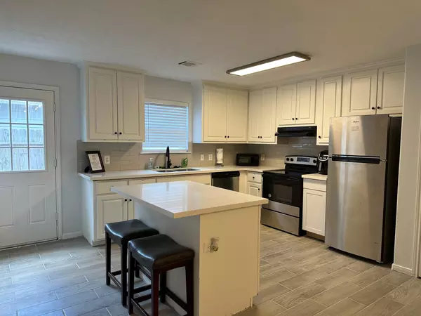 Coliving in The Woodlands - Nw Houston, Houston