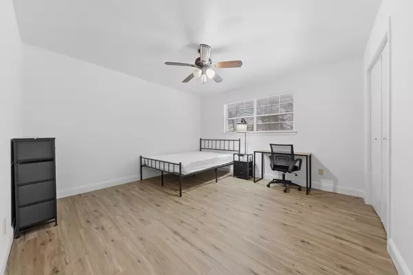 Coliving in Wolf Creek - Sw Dallas, Dallas