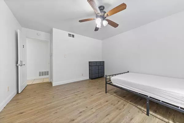 Coliving in Wolf Creek - Sw Dallas, Dallas