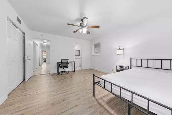 Coliving in Wolf Creek - Sw Dallas, Dallas