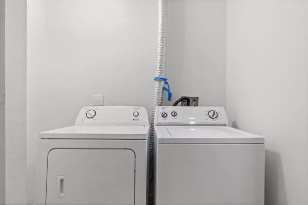 Coliving in Wolf Creek - Sw Dallas, Dallas