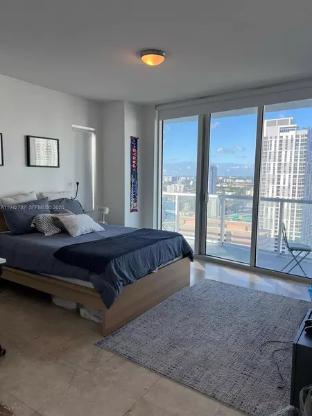2 bedrooms apartment for rent in Downtown Miami - Miami, Miami
