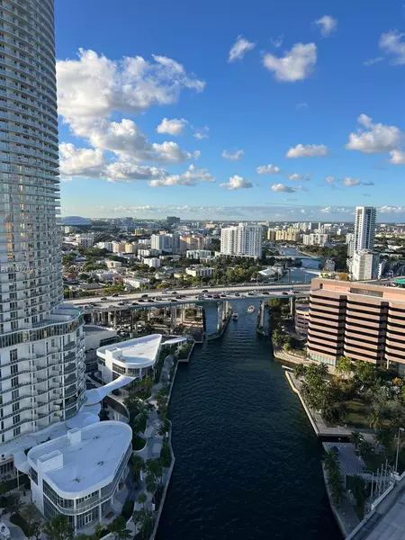 2 bedrooms apartment for rent in Downtown Miami - Miami, Miami