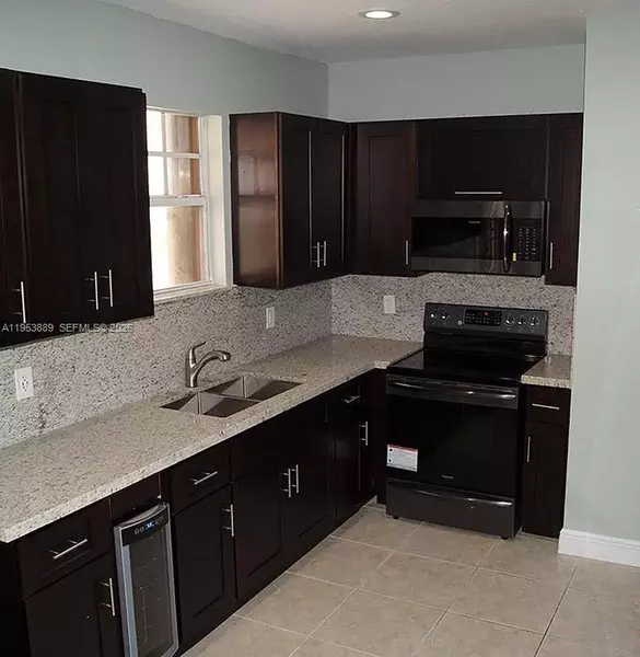 3 bedrooms apartment for rent in Miami Shores - Miami Dade, Miami