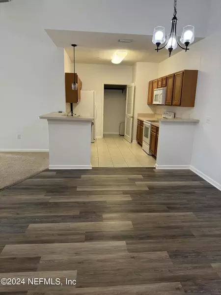 2 bedrooms apartment for rent in Deerwood - Southside, Jacksonville