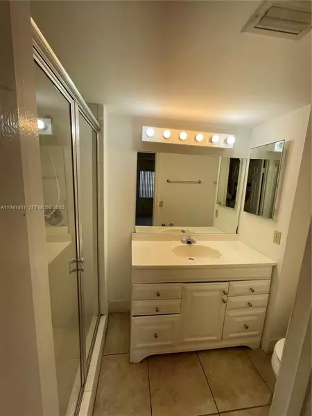 2 bedrooms apartment for rent in West Park - Broward County, Miami