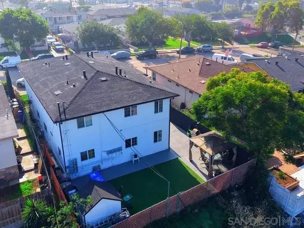 3 bedrooms apartment for rent in Shelltown - South SD, San Diego