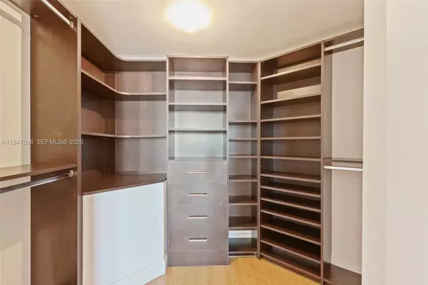 3 bedrooms apartment for rent in Downtown Miami - Miami, Miami