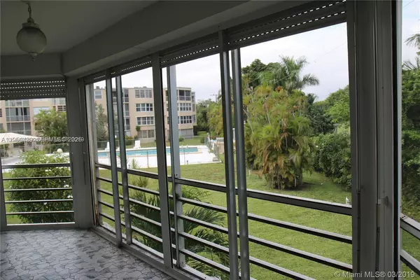 2 bedrooms apartment for rent in North Miami Beach - Miami Dade, Miami