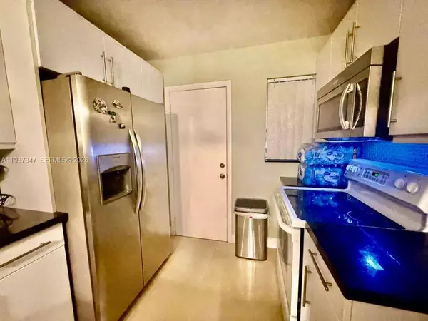 1 bedroom apartment for rent in North Miami Beach - Miami Dade, Miami