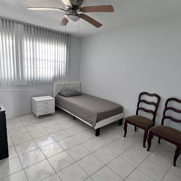 2 bedrooms apartment for rent in North Miami Beach - Miami Dade, Miami