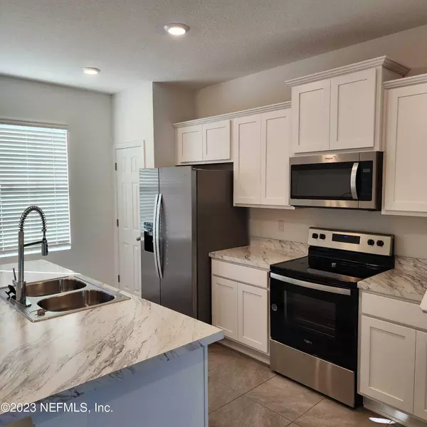 2 bedrooms apartment for rent in Deerwood - Southside, Jacksonville