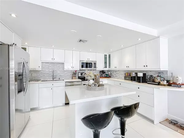 2 bedrooms apartment for rent in Beverly Terrace - Miami, Miami