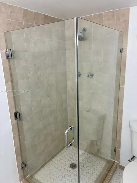 2 bedrooms apartment for rent in North Miami Beach - Miami Dade, Miami