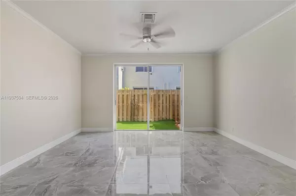 2 bedrooms apartment for rent in West Park - Broward County, Miami