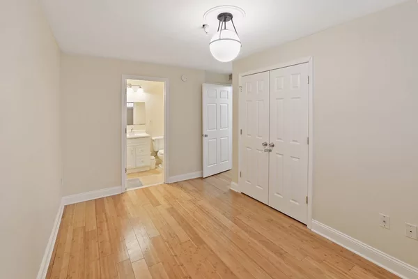 Coliving in Brentwood DC - NE DC, Washington DC