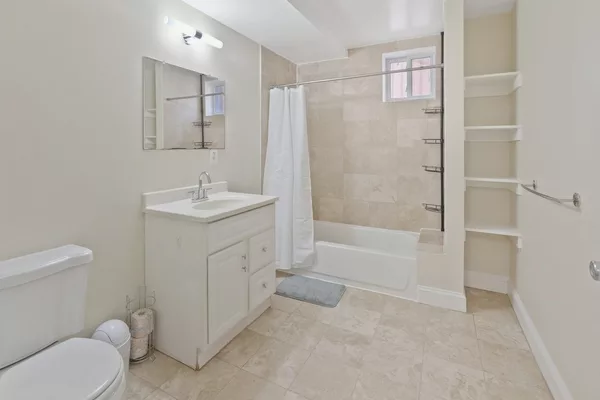 Coliving in Brentwood DC - NE DC, Washington DC