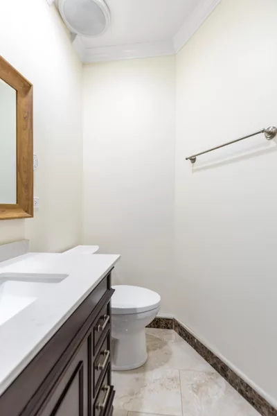 Coliving in Avondale - North Side, Chicago