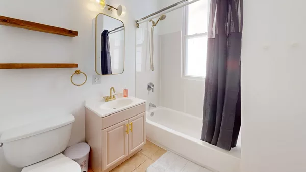 Coliving in Logan Square - North Side, Chicago