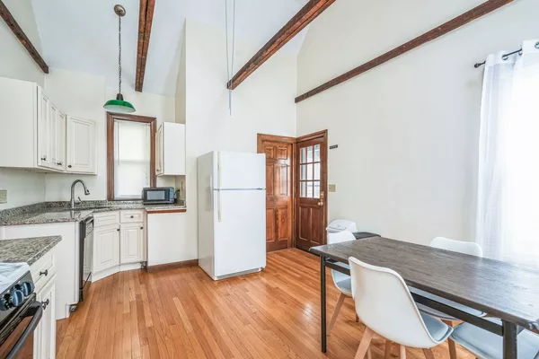 Coliving in Winter Hill - Somerville, Boston