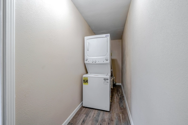 Coliving in Acres Home - Nw Houston, Houston