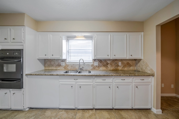 Coliving in Acres Home - Nw Houston, Houston