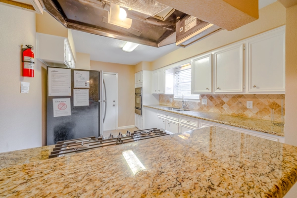 Coliving in Acres Home - Nw Houston, Houston