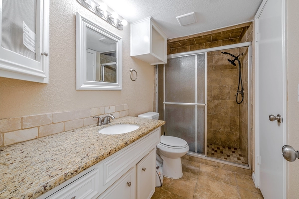 Coliving in Acres Home - Nw Houston, Houston