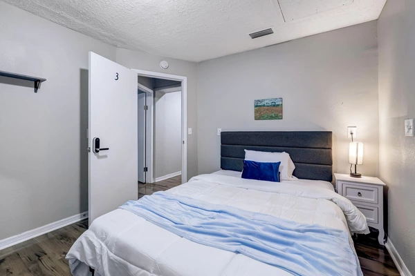 Coliving in Cedar Hills - Westside, Jacksonville